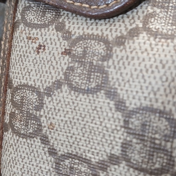 Gucci Vintage Wallet Flawed - Picture 3 of 16